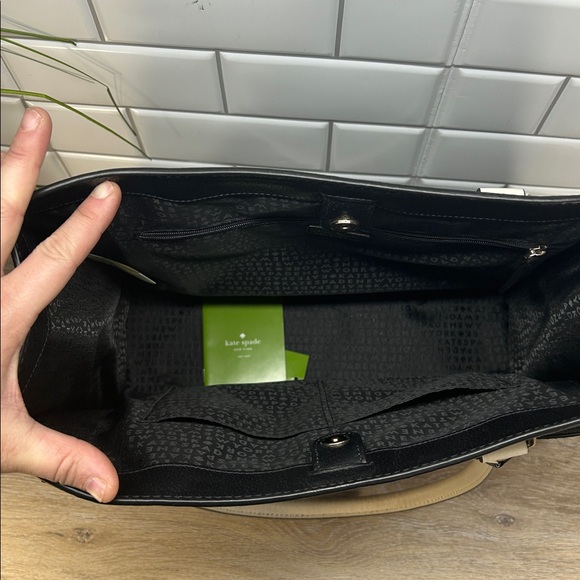 1171 Kate Spade Black and White Tote Bag 252661171 - Picture 4 of 14